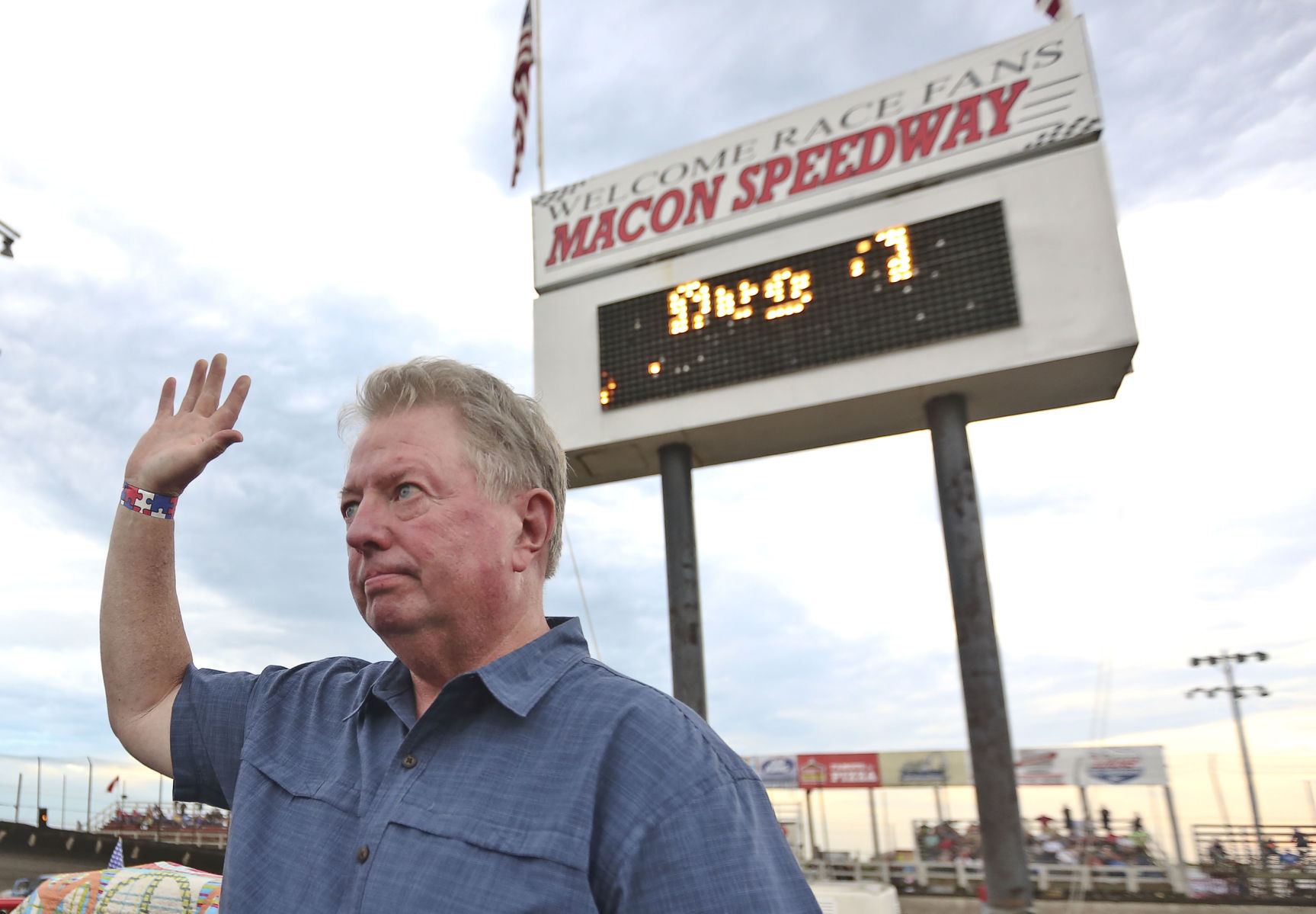 HR 100 42 07.05.18.JPG